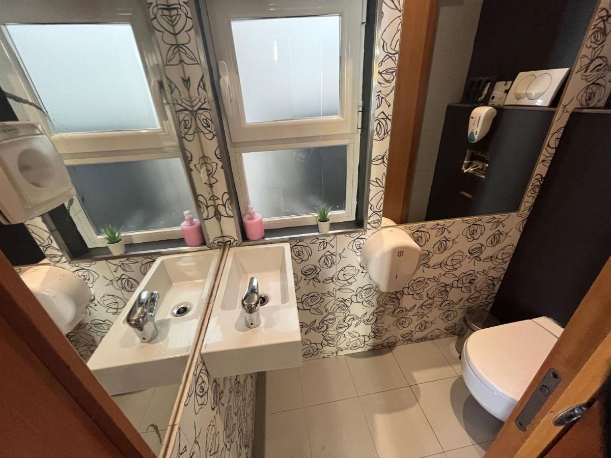 ליסבון 3 Bedroom Apartment - Bairro Alto Residence מראה חיצוני תמונה